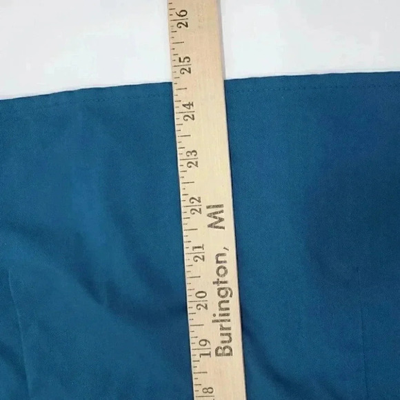 Grey's Anatomy Teal Scrub Top Women's Size Medium Style #4153 - Picture 6 of 6